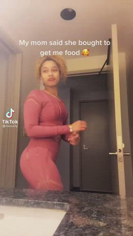 Dancing TikTok Twerking clip