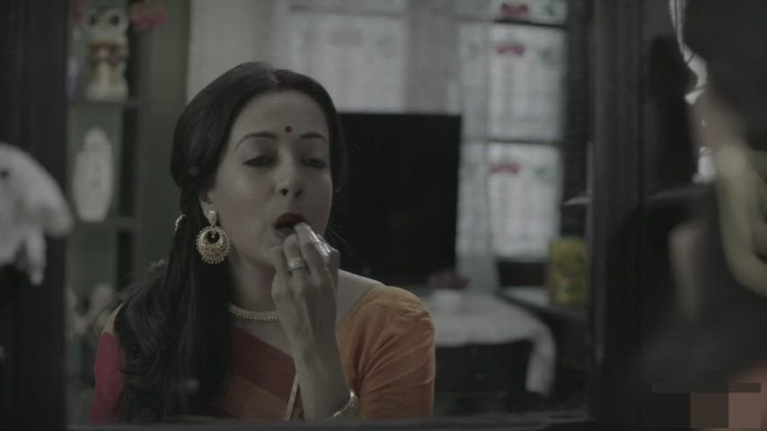 Bollywood Boobs Kissing MILF Saree clip