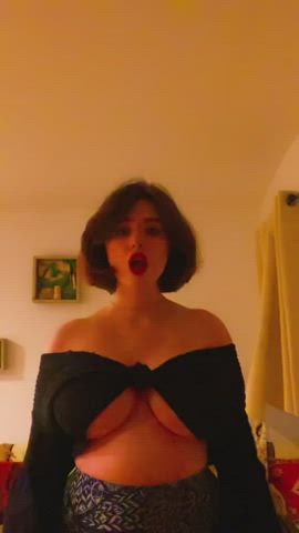 Boobs Bouncing Tits Jiggling TikTok clip