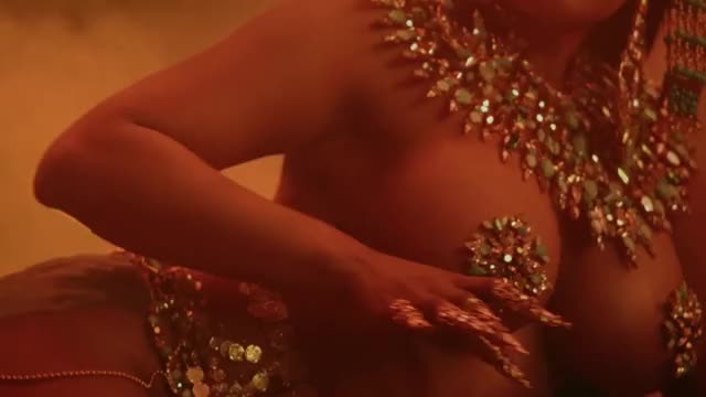 Nicki Minaj - Ganja Burn - Boob closeup