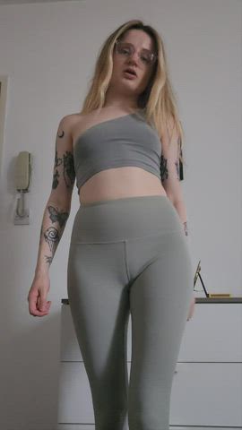 alt ass camel toe leggings tattoo clip