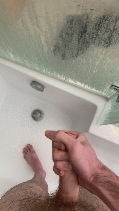 Love to have a good wank in the shower. Bet you wish you could be on the receiving