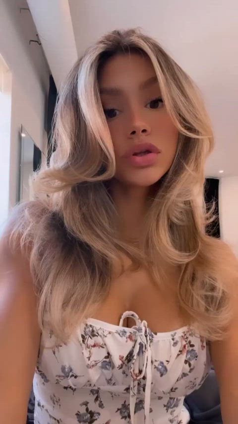 dirty blonde dress latina clip