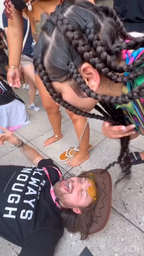 spit spit on face twerking clip