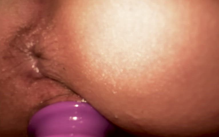 f(23) Closeup of my ribbed dildo stretching my hole :))