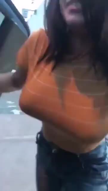 Latina with Big Tits strips in public - Sex Videos