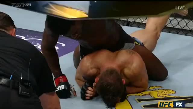 Aljamain Sterling def Cody Stamann with a vicious kneebar! Could have seriously hurt