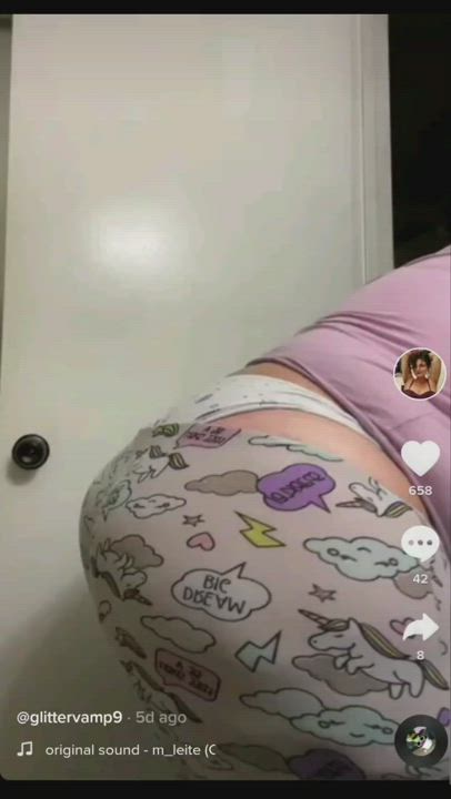 Amateur Ass Big Ass Cougar Homemade Mature Thong TikTok clip