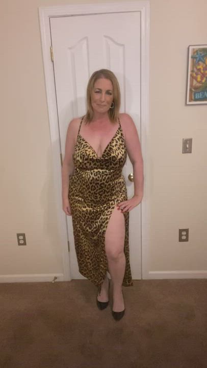 Amateur Big Ass Big Tits Blonde Cougar Cougars Curvy Dress Heels High Heels Homemade