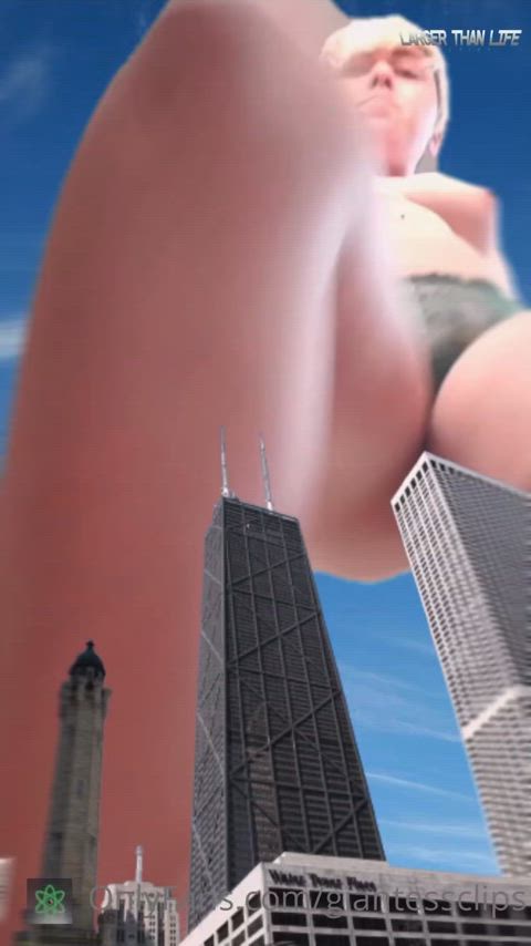 Alice loves giantess growth! 😍