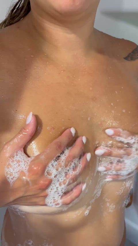 amateur boobs homemade hotwife onlyfans shower tits wife amateur-girls hotwife-lifestyle