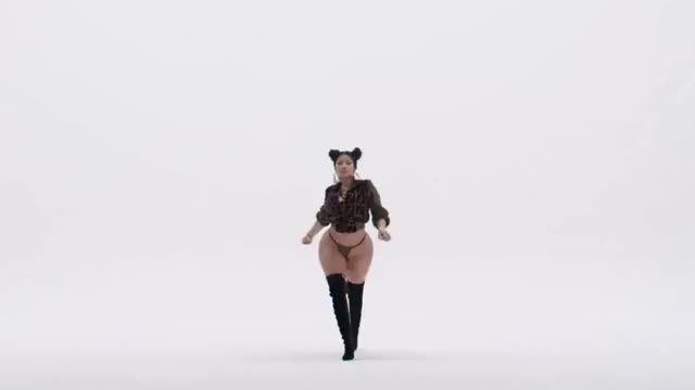 Nicki Minaj - Barbie Tingz Fendi outfit