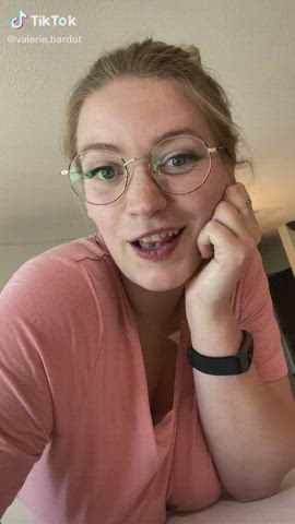 Braless Freckles Glasses Non-nude TikTok clip