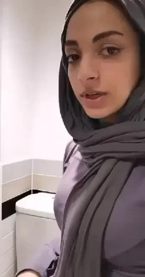 bathroom blowjob hijab clip