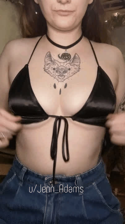 alt amateur boobs natural tits nipples tattoo goth-girls clip