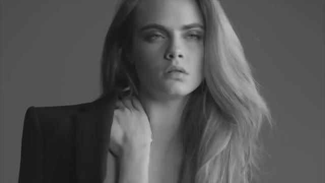 Cara Delevingne clip