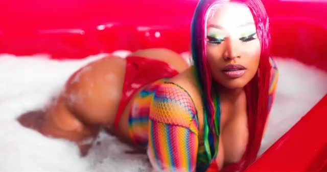 Nicki Minaj in TROLLZ (Bikini)