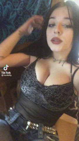 Big Tits Goth TikTok clip