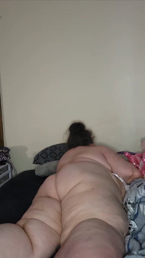 ass bbw big ass camgirl curvy milf masturbating naked onlyfans thick bubble-butt