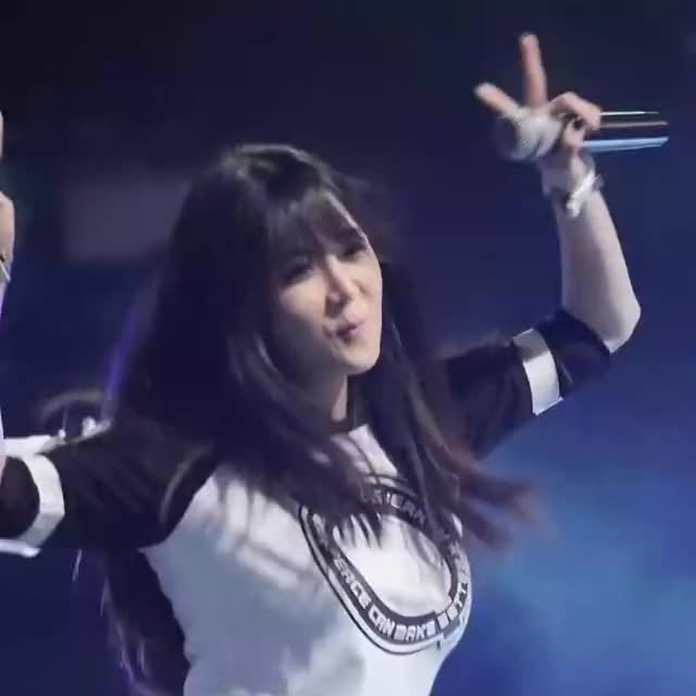 140905 Hyunyoung cute (Night after night) crop