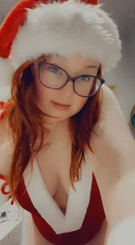 ass chubby curvy cute glasses pale pawg thick thighs clip