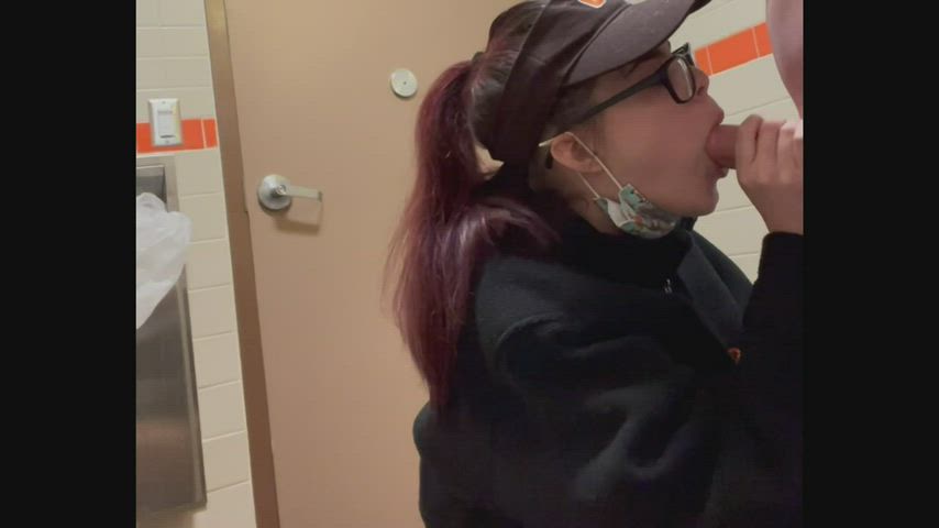 amateur bathroom blowjob camgirl exhibitionist glasses public sex sucking clip