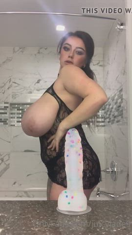 Big Tits Dildo Huge Tits clip