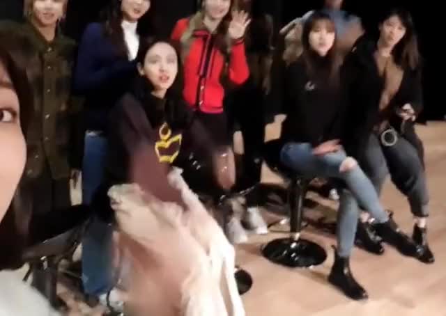 190117 [V LIVE] 가족사진찍기 트와이스 TWICE