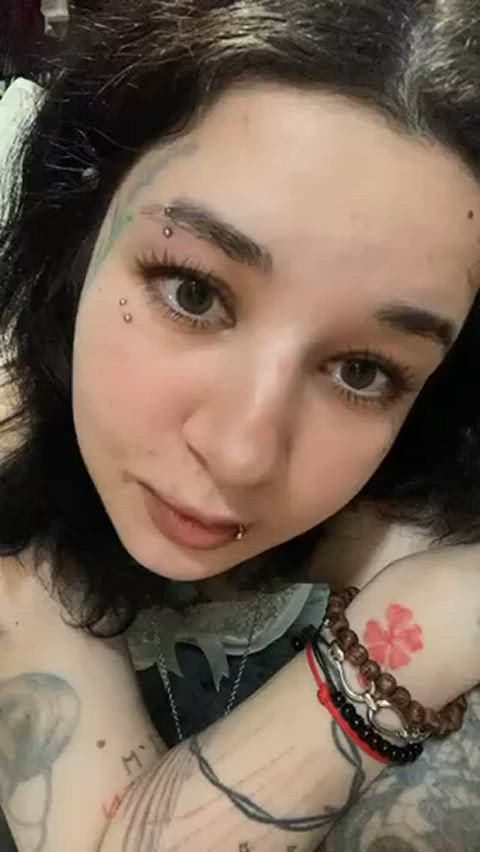 babe brunette emo teen tiktok cam-girls clip