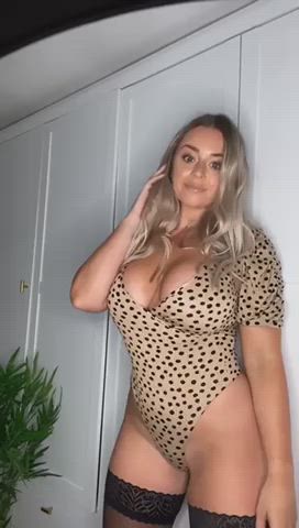 Big Tits Blonde Bodysuit Boobs Thick White Girl clip
