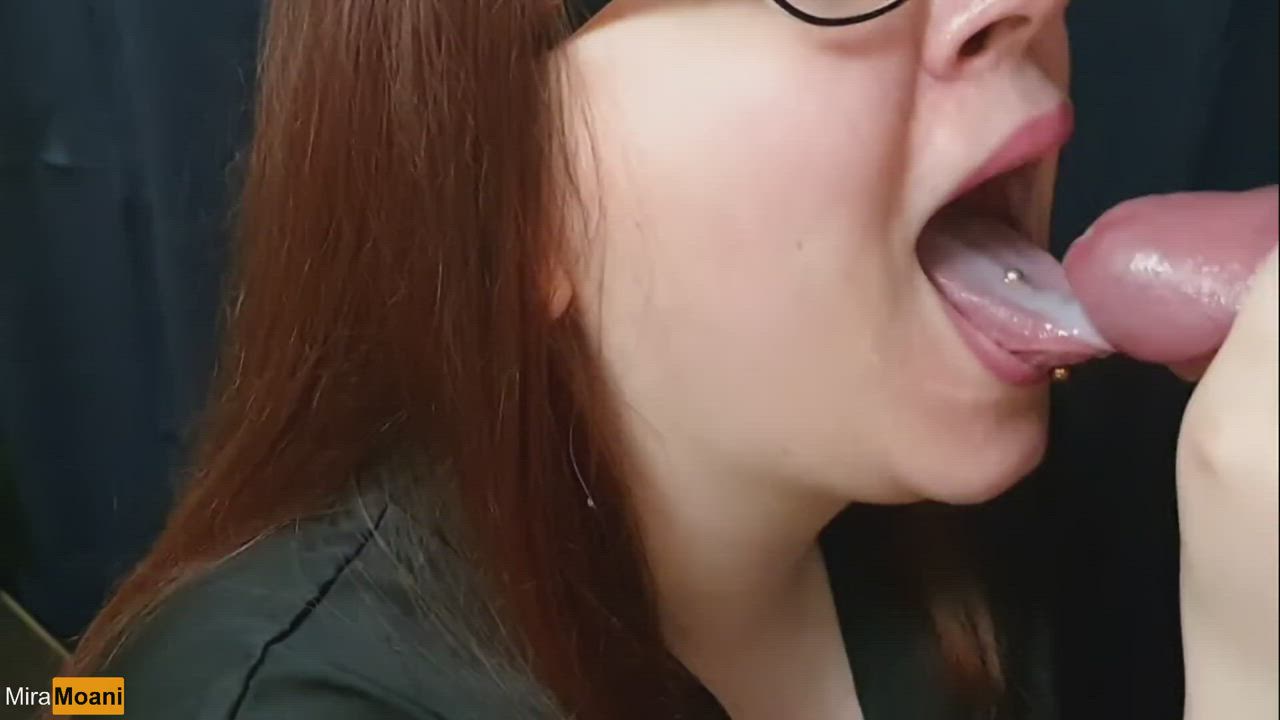 Cum Swallow Cumshot Huge Tits clip