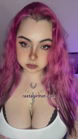 amateur big tits boobs gamer girl latina teen thick tiktok tits clip