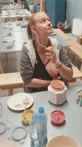 Believe me, this was a very exciting ceramics class. Next time I'm going to make