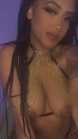 big tits chaturbate ebony model naked natural tits piercing sensual teen clip