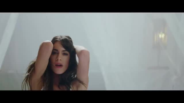 Quiero Volver SEBASTIÁN YATRA FT TINI (Video Oficial)