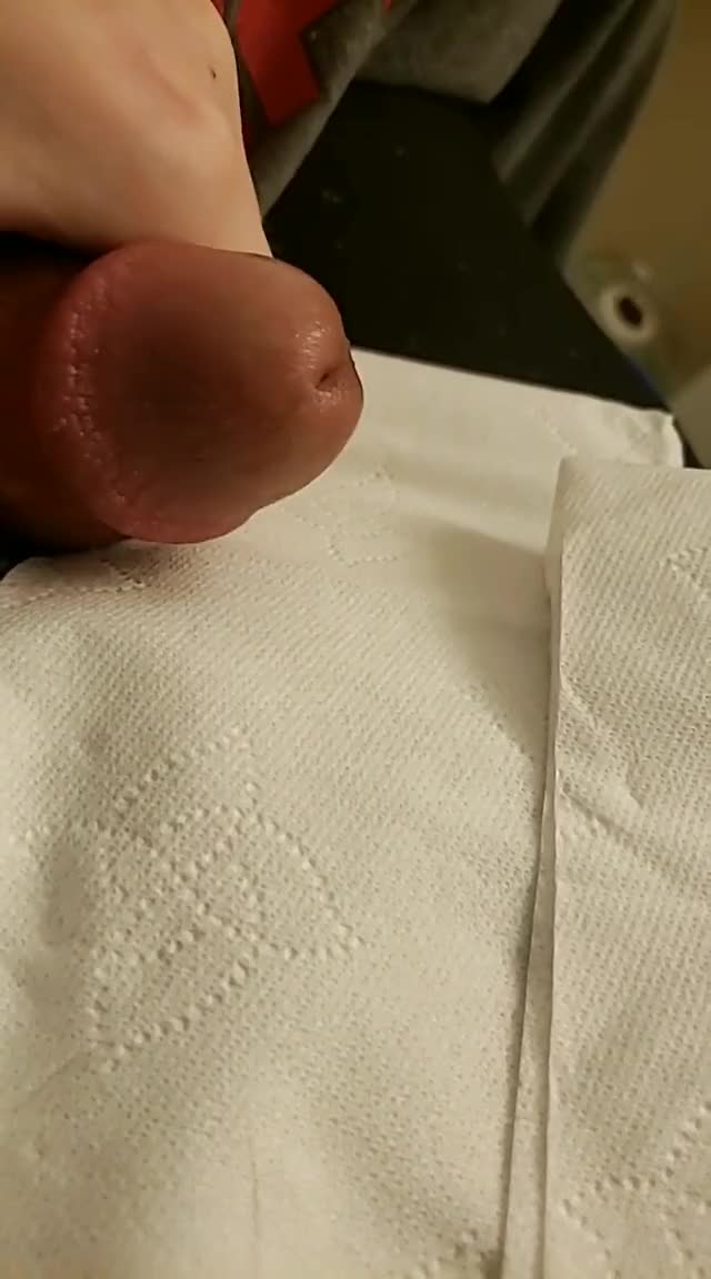 That cumshot felt so good! Message me if you want to have some fun