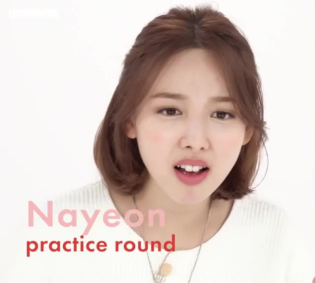 Twice & Cosmopolitan - TikTok Challenge (Nayeon) - Nayeon does not compute