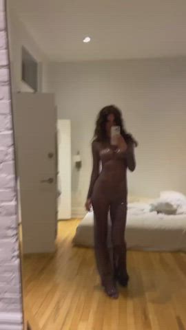 big tits cleavage emily ratajkowski clip