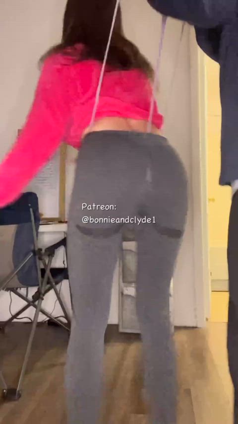 Pulled and Bounced by my Thong 🤭