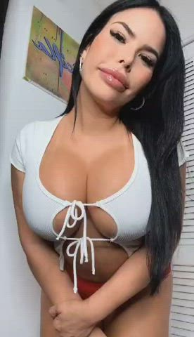 Big sexy tits