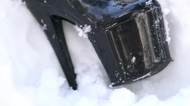 Starfucked in the snow