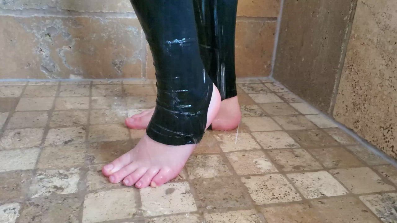 How does my latex look in the shower? Am I getting clean or just even more dirty