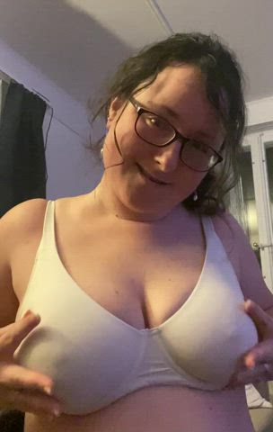 I’ll let you cum inside me if you eat me out before