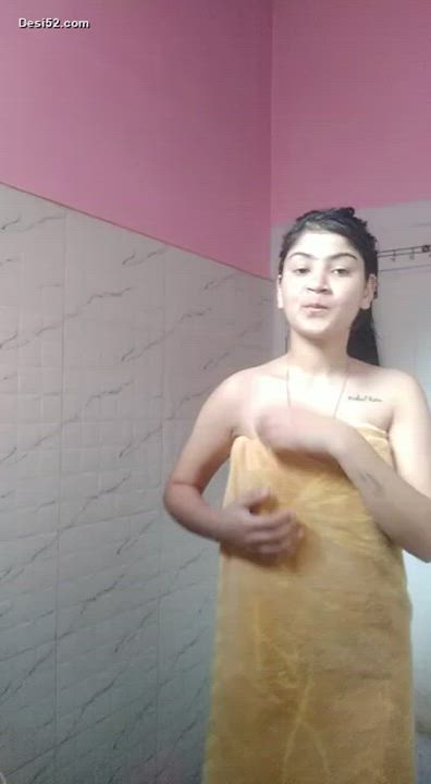 Indian Natural Tits Teen clip