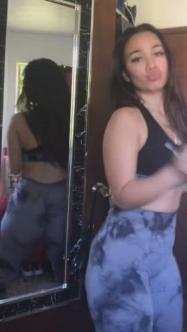 Booty Jiggling Twerking clip