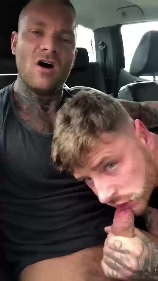 Some Roadhead From A Sexy Hunk
