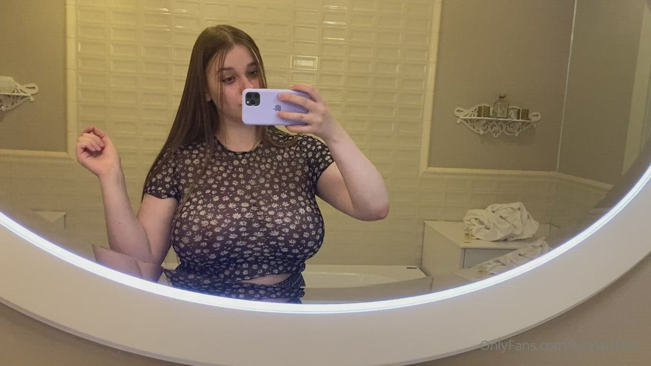 Huge Boobs Reveal