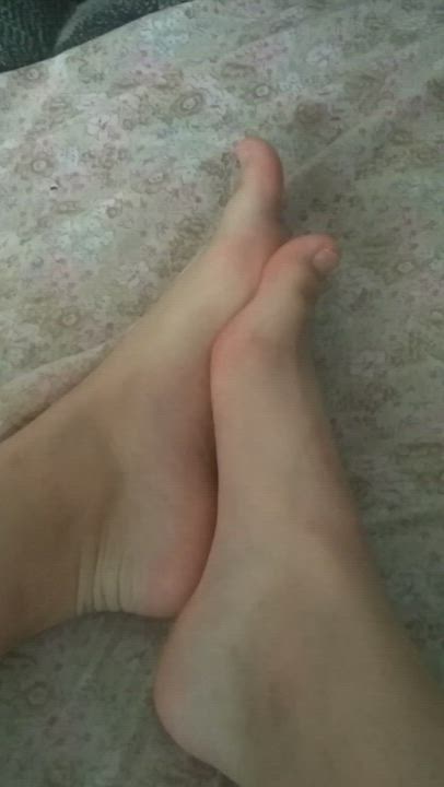 Country Girl Feet Legs clip