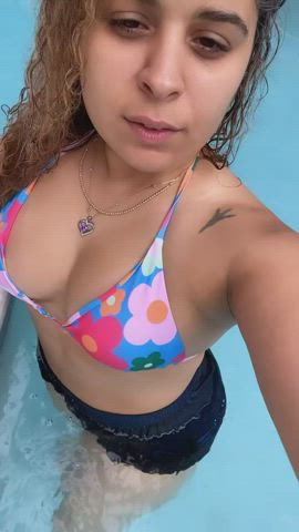 big tits bikini boobs booty gamer girl pool smoking thick tits clip