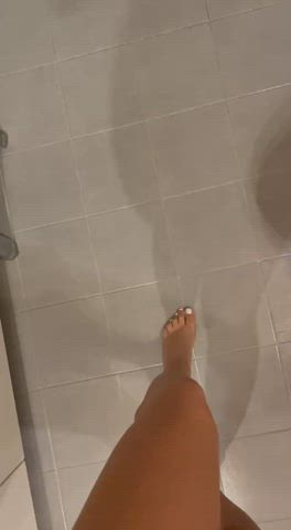 19 years old feet feet fetish legs petite schoolgirl tease teen toes clip